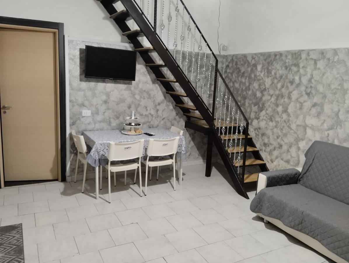 Апартаменты House Luroke Катания Экстерьер фото